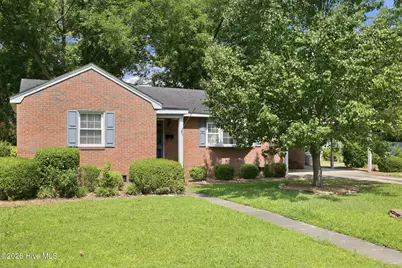 3284 N Walnut Street, Farmville, NC 27828 - Photo 2