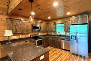 371 Black Bear Trl, Topton, NC 28781 - Photo 2