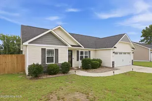 203 Peaceful Ln, Hubert, NC 28539 - Photo 2