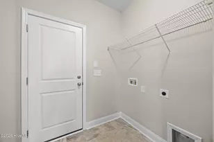 304 Sparrow Ct, Greenville, NC 27858 - Photo 14