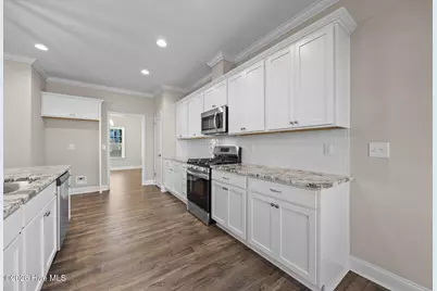 304 Sparrow Court, Greenville, NC 27858 - Photo 6