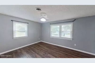 27 East Drive, Jacksonville, NC 28546 - Photo 18