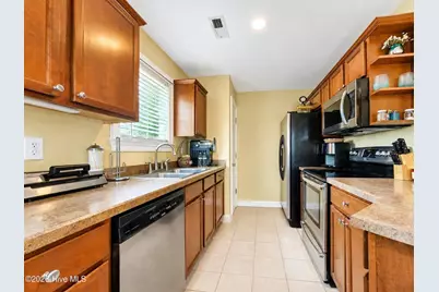 1660 Cedar Point Circle, Elizabeth City, NC 27909 - Photo 6