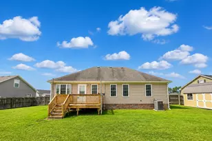1660 Cedar Point Cir, Elizabeth City, NC 27909 - Photo 20