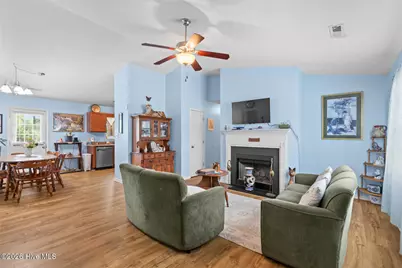 110 Pear Tree Lane, Richlands, NC 28574 - Photo 4