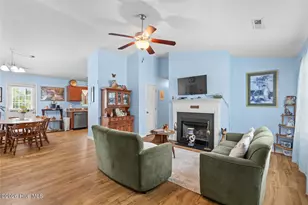 110 Pear Tree Ln, Richlands, NC 28574 - Photo 4