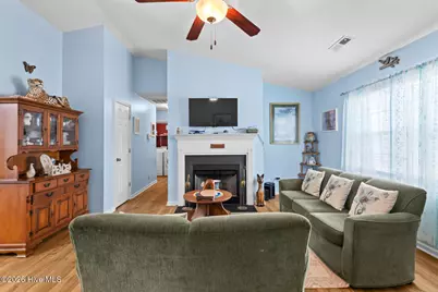 110 Pear Tree Lane, Richlands, NC 28574 - Photo 6