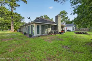 128 Red Bird Ln, Hampstead, NC 28443 - Photo 8