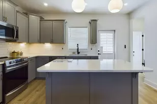 129 Lexington Ln, Southern Pines, NC 28387 - Photo 8