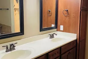 2016 Leighton Dr, Greenville, NC 27834 - Photo 10