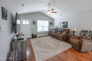 104 Cove Pl, Clinton, NC 28328 - Photo 6