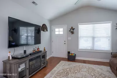 104 Cove Place, Clinton, NC 28328 - Photo 4