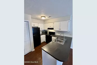 3410 Evans Street #B, Greenville, NC 27858 - Photo 4