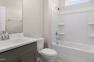 357 Maddox Dr, Aberdeen, NC 28315 - Photo 26