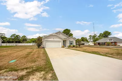 807 Fox Street SW, Shallotte, NC 28470 - Photo 2