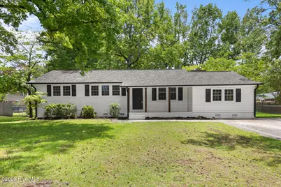 2915 Northwoods Drive, Jacksonville, NC 28540 - Photo 2