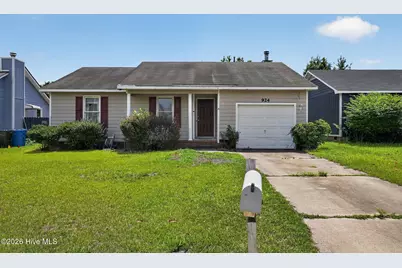 924 Glen Reilly Drive, Fayetteville, NC 28314 - Photo 1