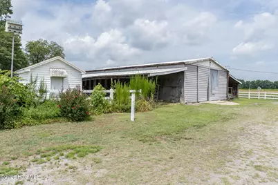 8865 Nc Hwy 87, Tar Heel, NC 28392 - Photo 16