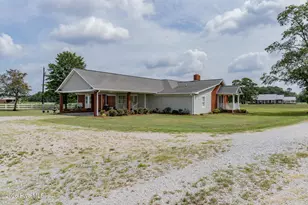 8865 Nc Hwy 87, Tar Heel, NC 28392 - Photo 10