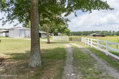 8865 Nc Hwy 87, Tar Heel, NC 28392 - Photo 14