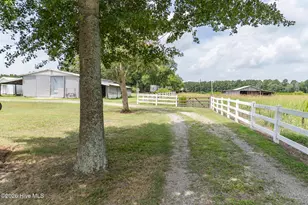 8865 Nc Hwy 87, Tar Heel, NC 28392 - Photo 14