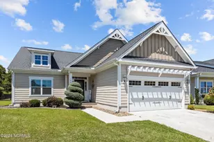 107 Bogue Harbor Ct, Newport, NC 28570 - Photo 1