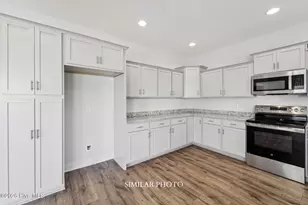 736 Secession Ln, Jacksonville, NC 28546 - Photo 16