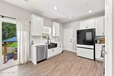 120 S Currituck Road, Currituck, NC 27929 - Photo 12