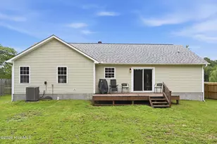 123 Lawndale Ln, Sneads Ferry, NC 28460 - Photo 32