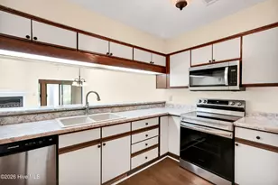 221 Inland Greens Cir, Wilmington, NC 28405 - Photo 10