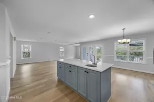 8915 Shipwatch Dr, Wilmington, NC 28412 - Photo 16