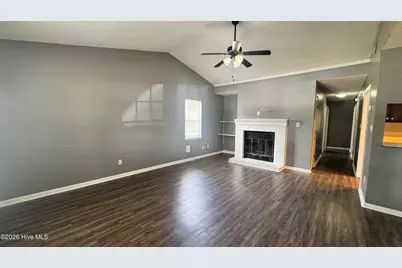 206 Wedgewood Drive, Jacksonville, NC 28546 - Photo 4