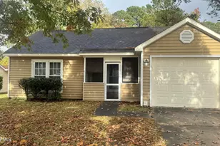 206 Wedgewood Dr, Jacksonville, NC 28546 - Photo 1