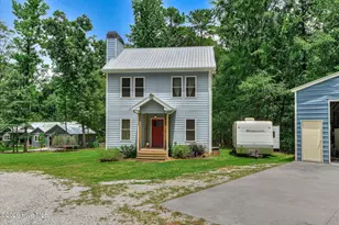 1697 Broad River Scenic Dr, Tignall, GA 30668 - Photo 2
