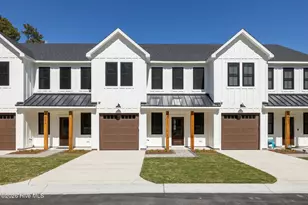 107 Star Lake Circle, Cape Carteret, NC 28584 - Photo 2