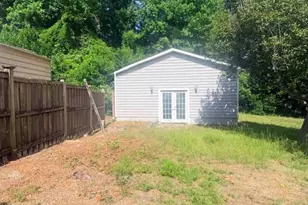 6323 Strawfield Dr, Wilmington, NC 28405 - Photo 2