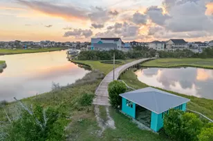 957 Broadway St, Surf City, NC 28445 - Photo 28