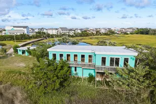 957 Broadway St, Surf City, NC 28445 - Photo 32