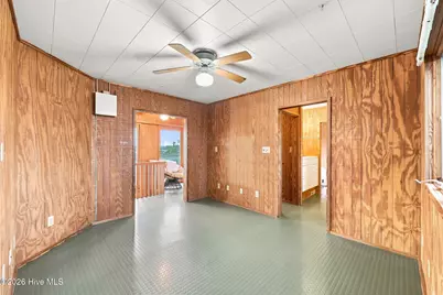 957 Broadway Street, Surf City, NC 28445 - Photo 16