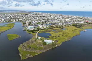 957 Broadway St, Surf City, NC 28445 - Photo 32