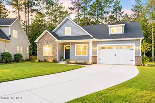 3826 Timber Stream Dr, Southport, NC 28461 - Photo 2