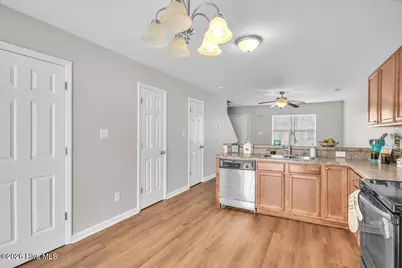 8007 Banister Loop, Jacksonville, NC 28546 - Photo 14