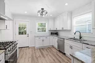 1921 Hudson Dr, Wilmington, NC 28403 - Photo 10