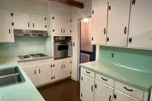 101 E Vance St, Williamston, NC 27892 - Photo 22