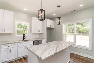 105 Franklin St, La Grange, NC 28551 - Photo 16