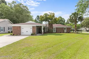 1000 Foscue Dr, Jacksonville, NC 28540 - Photo 2