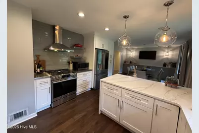 9 Lakewood Court, Whispering Pines, NC 28327 - Photo 6