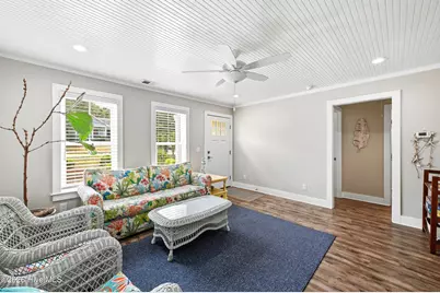 609 Clarendon Avenue, Southport, NC 28461 - Photo 6