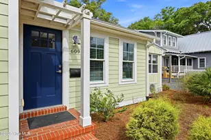 609 Clarendon Ave, Southport, NC 28461 - Photo 10