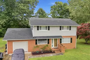 1700 Crescent Dr, Elizabeth City, NC 27909 - Photo 2